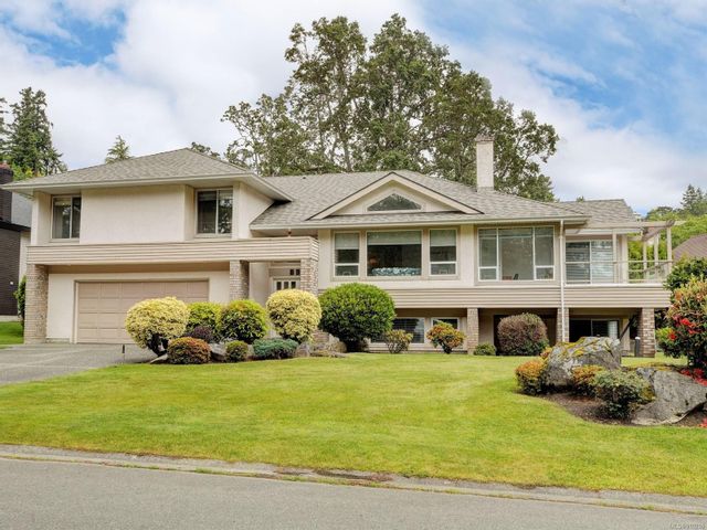 Highlands All Real Estate and Homes for Sale $900K-$1,000K Highlands All Real Estate and Homes for Sale $900K-$1,000K