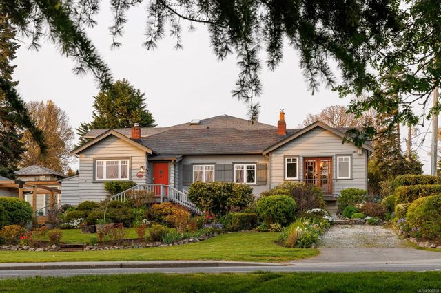 Saanich West All Real Estate and Homes for Sale $100K-$200K